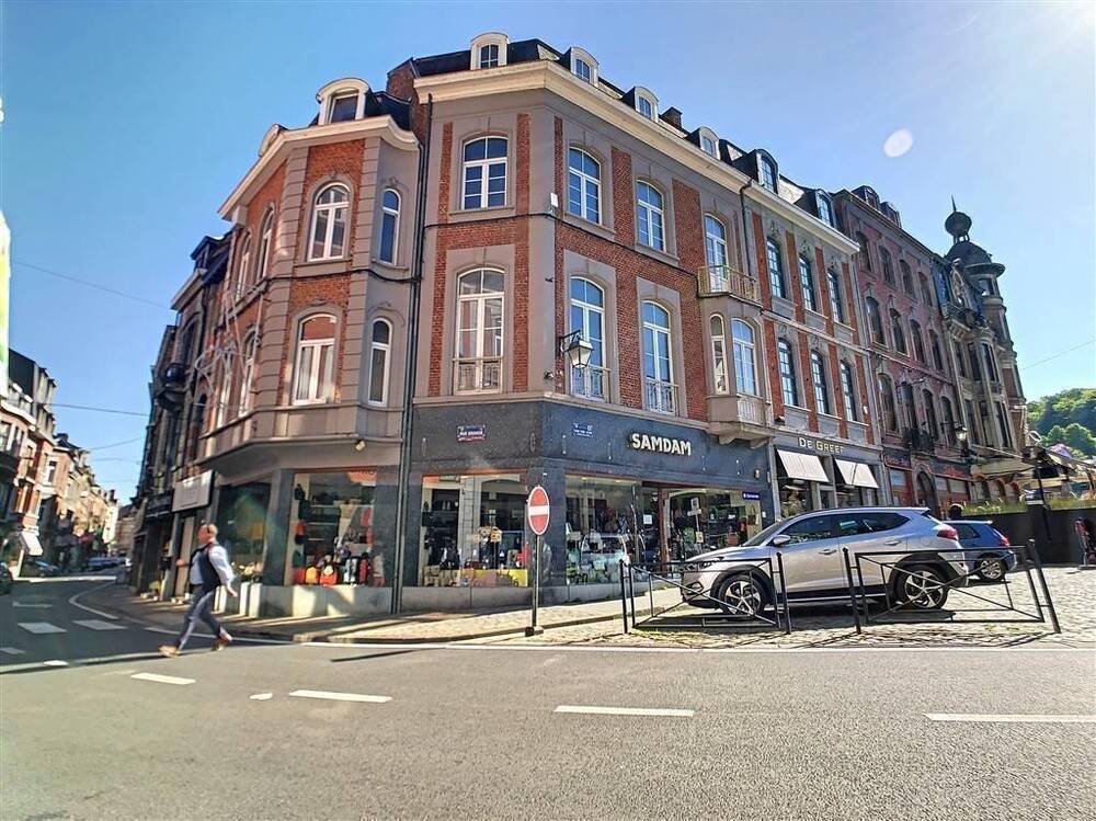 Commerce à louer à Dinant 5500 1000.00€  chambres 81.74m² - annonce 246992