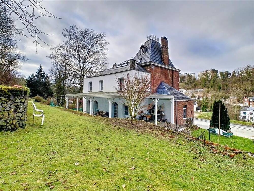 Maison à vendre à Saint-Servais 5002 449000.00€ 5 chambres 267.00m² - annonce 218632