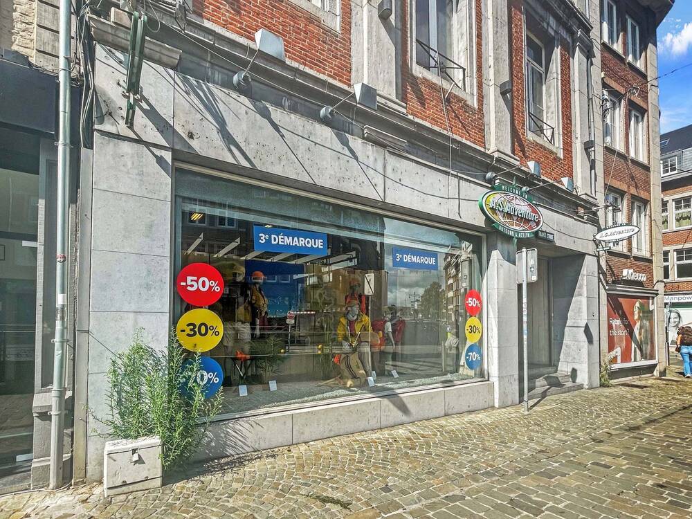 Commerce à louer à Namur 5000 8000.00€  chambres 735.00m² - annonce 220323