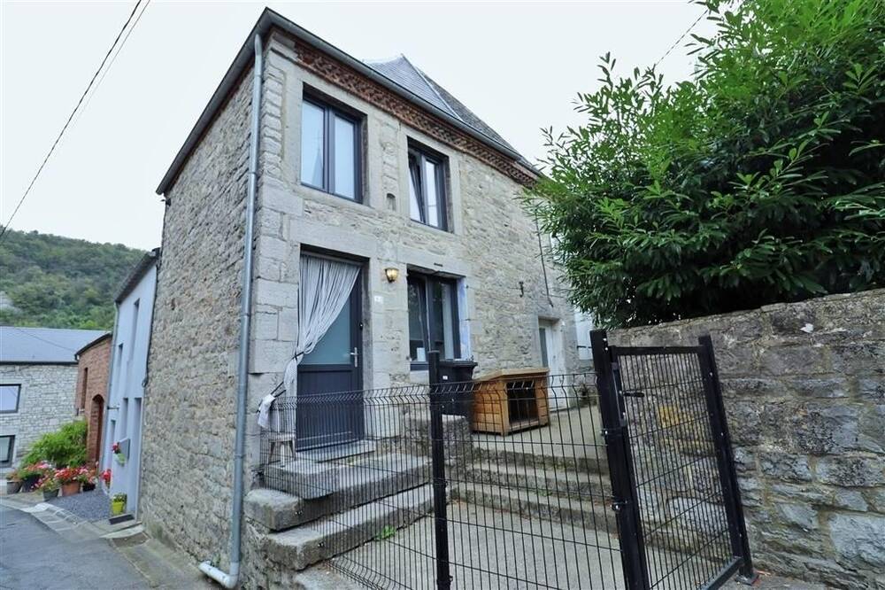 Maison à louer à Treignes 5670 475.00€ 1 chambres 72.00m² - annonce 222553