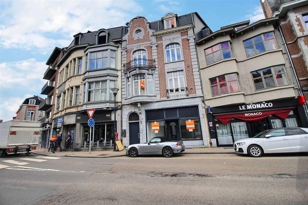 Commerce à louer à Dinant 5500 750.00€  chambres m² - annonce 228976