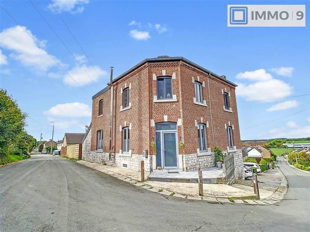 Maison à vendre à Bonneville 5300 299000.00€ 3 chambres 150.00m² - annonce 288467