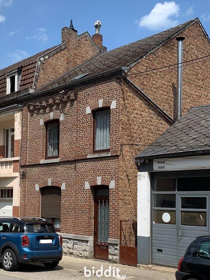 Maison à vendre à Houyet 5560 70000.00€ 3 chambres 127.00m² - annonce 308524