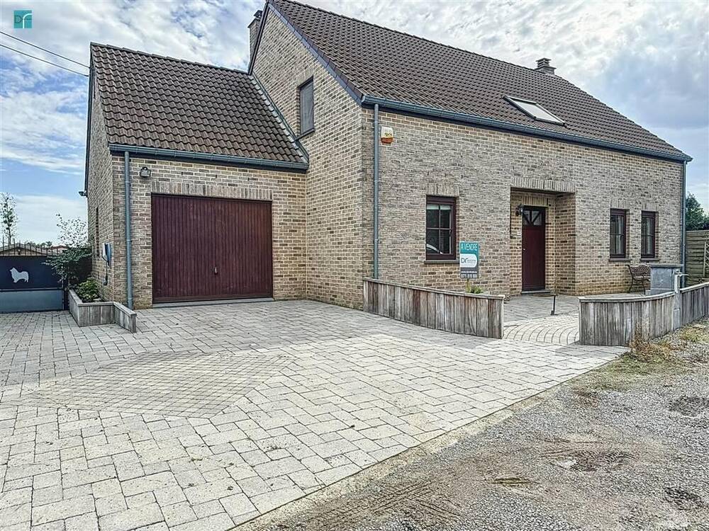 Maison à  à Wanfercée-Baulet 6224 425000.00€ 5 chambres 220.00m² - annonce 322398